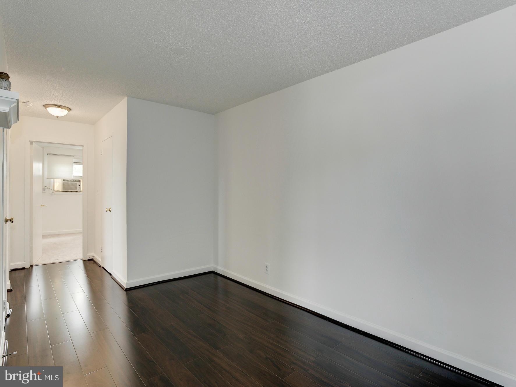 LEE HEIGHTS - Residential