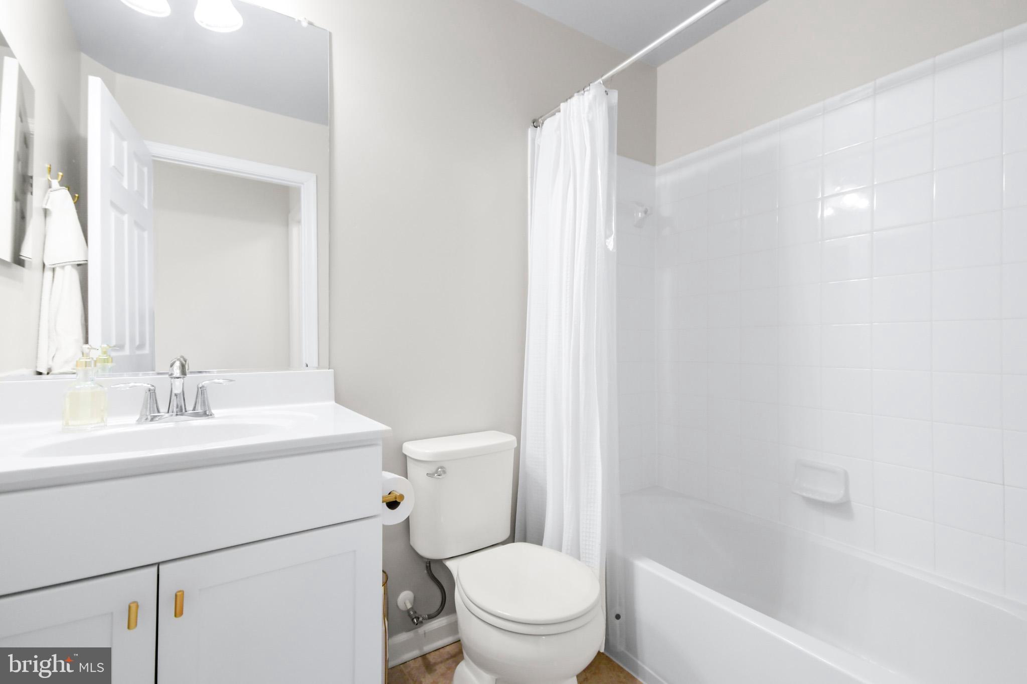 JEFFERSON PLACE - Residential