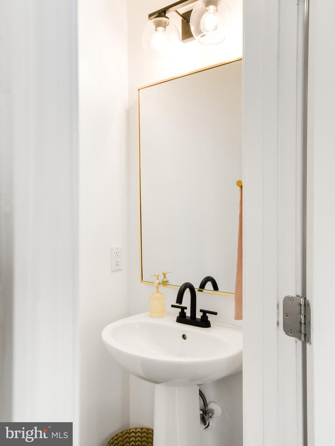 JEFFERSON PLACE - Residential