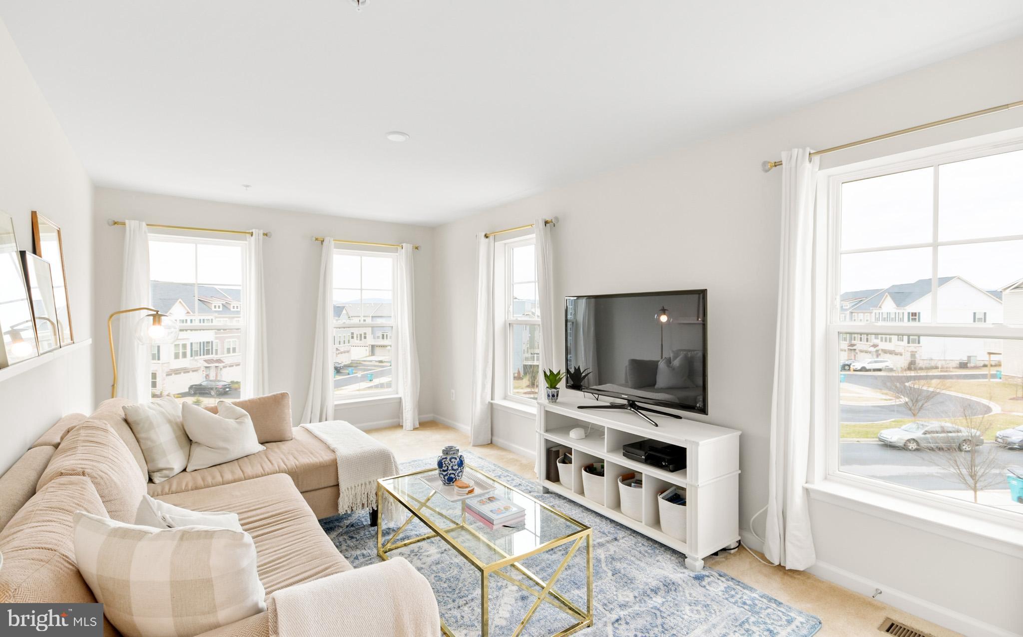 JEFFERSON PLACE - Residential