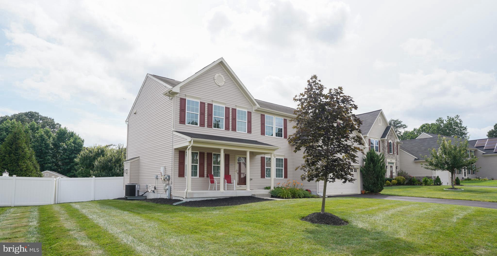 806 JANET DALE LANE