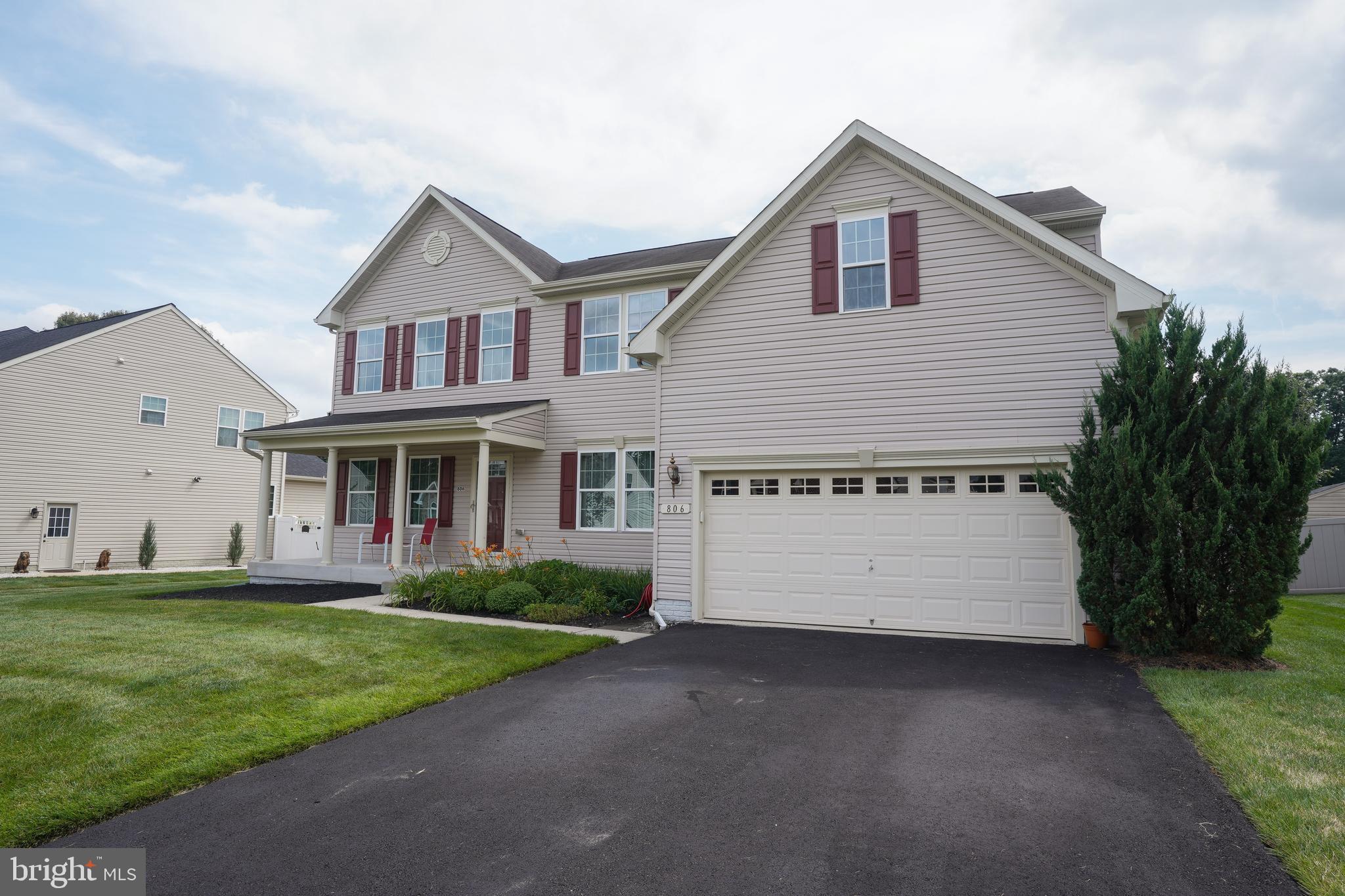 806 JANET DALE LANE