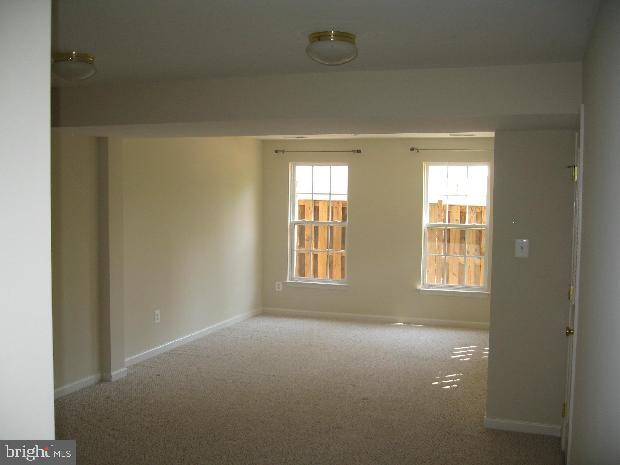 MOUNT VEE MANOR - Residential Lease