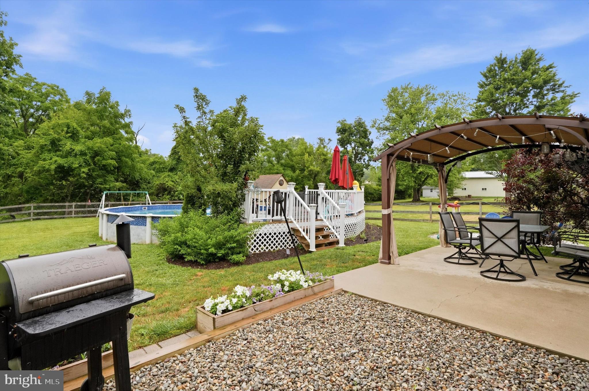 6526 SKYVIEW LANE