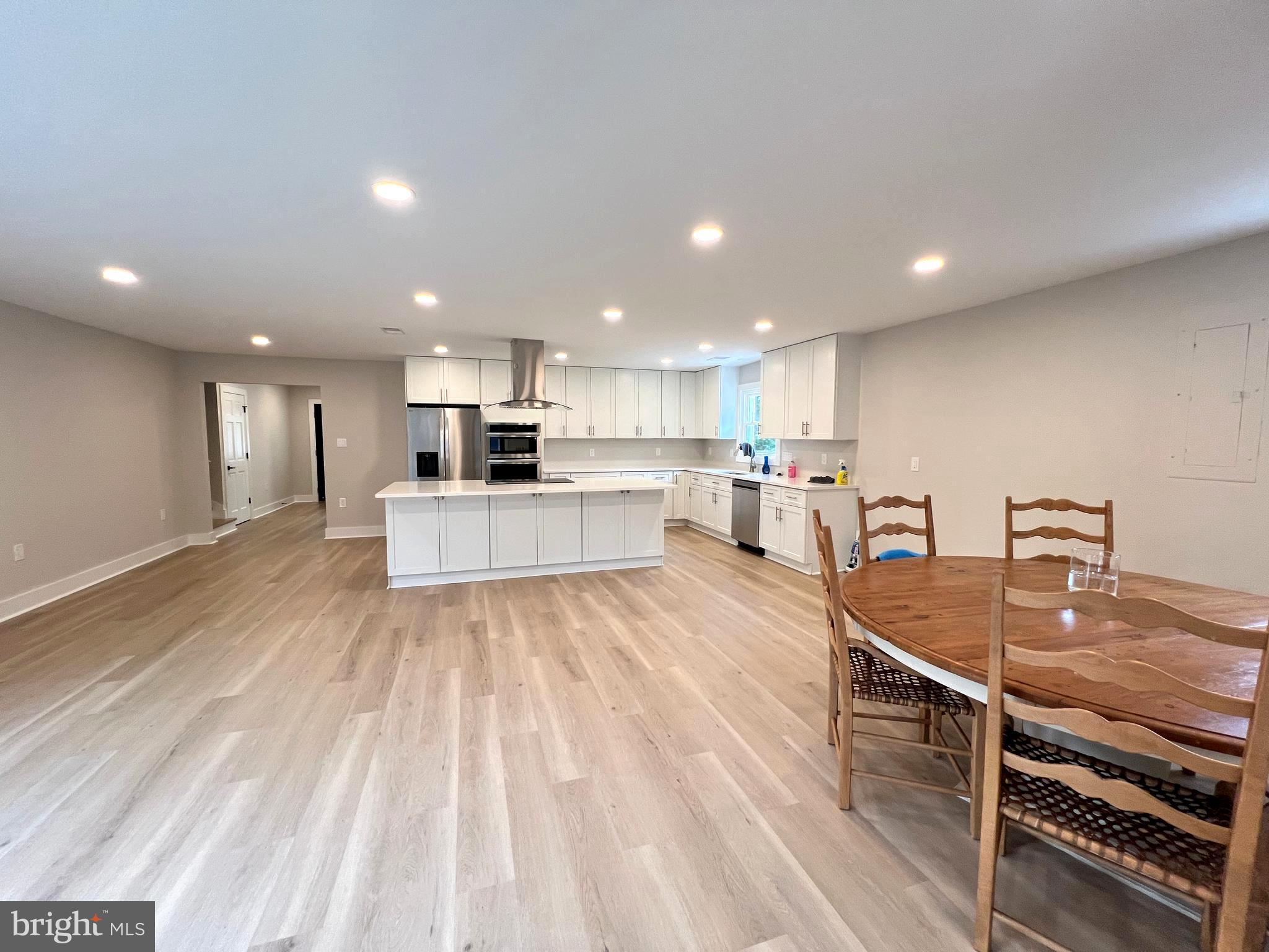 CEDARMEADE - Residential Lease