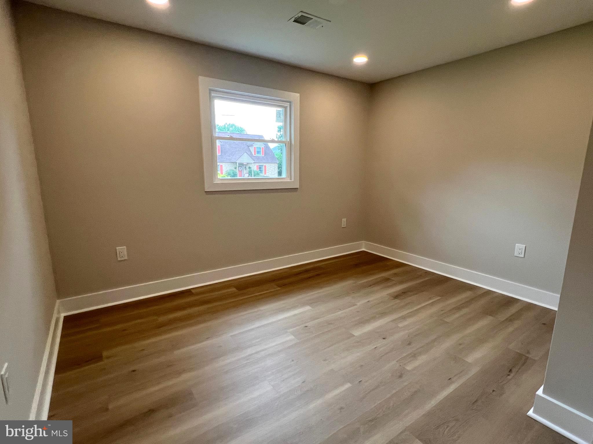 CEDARMEADE - Residential Lease