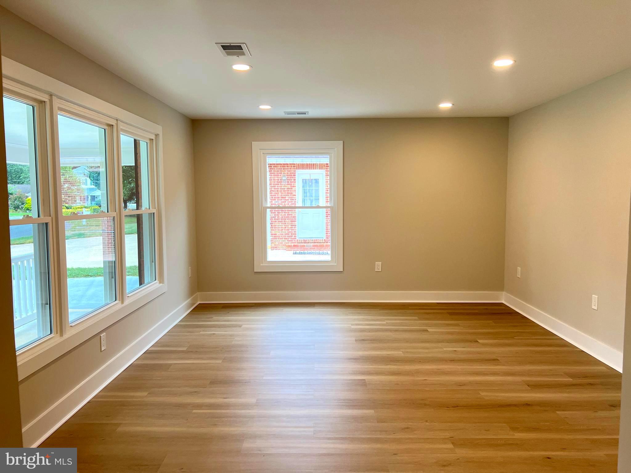 CEDARMEADE - Residential Lease