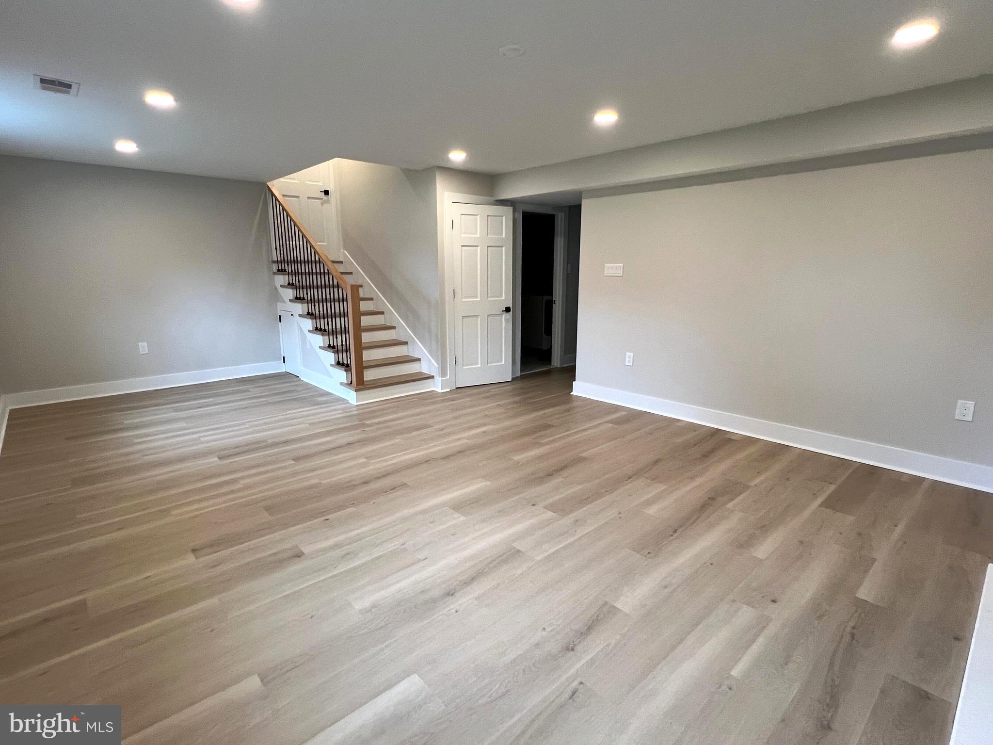 CEDARMEADE - Residential Lease