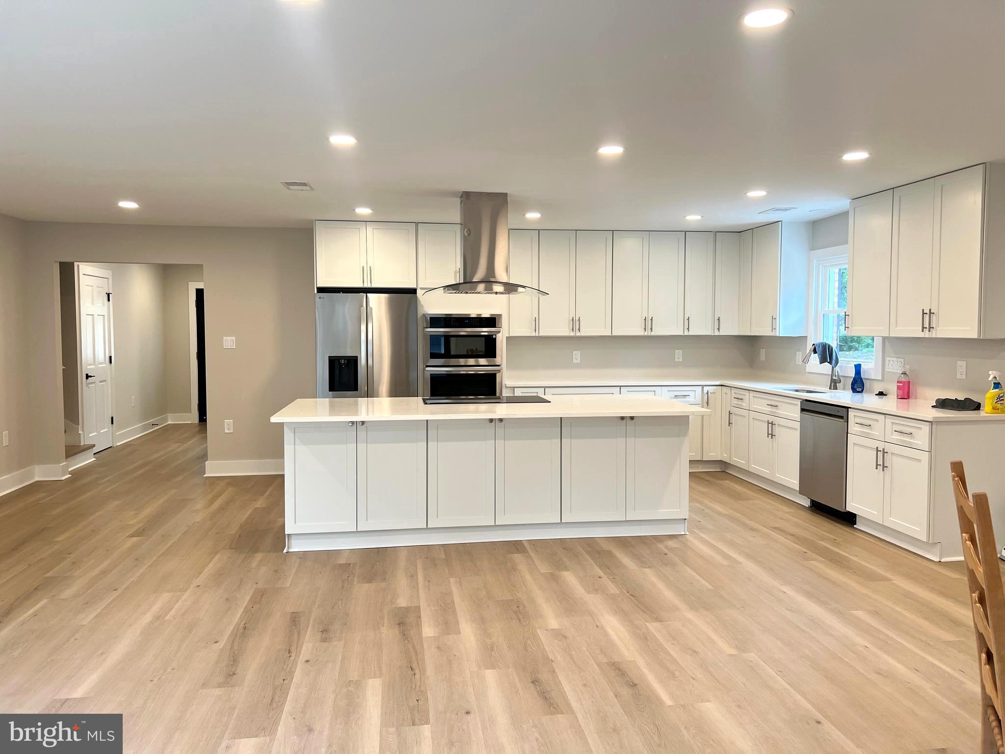 CEDARMEADE - Residential Lease