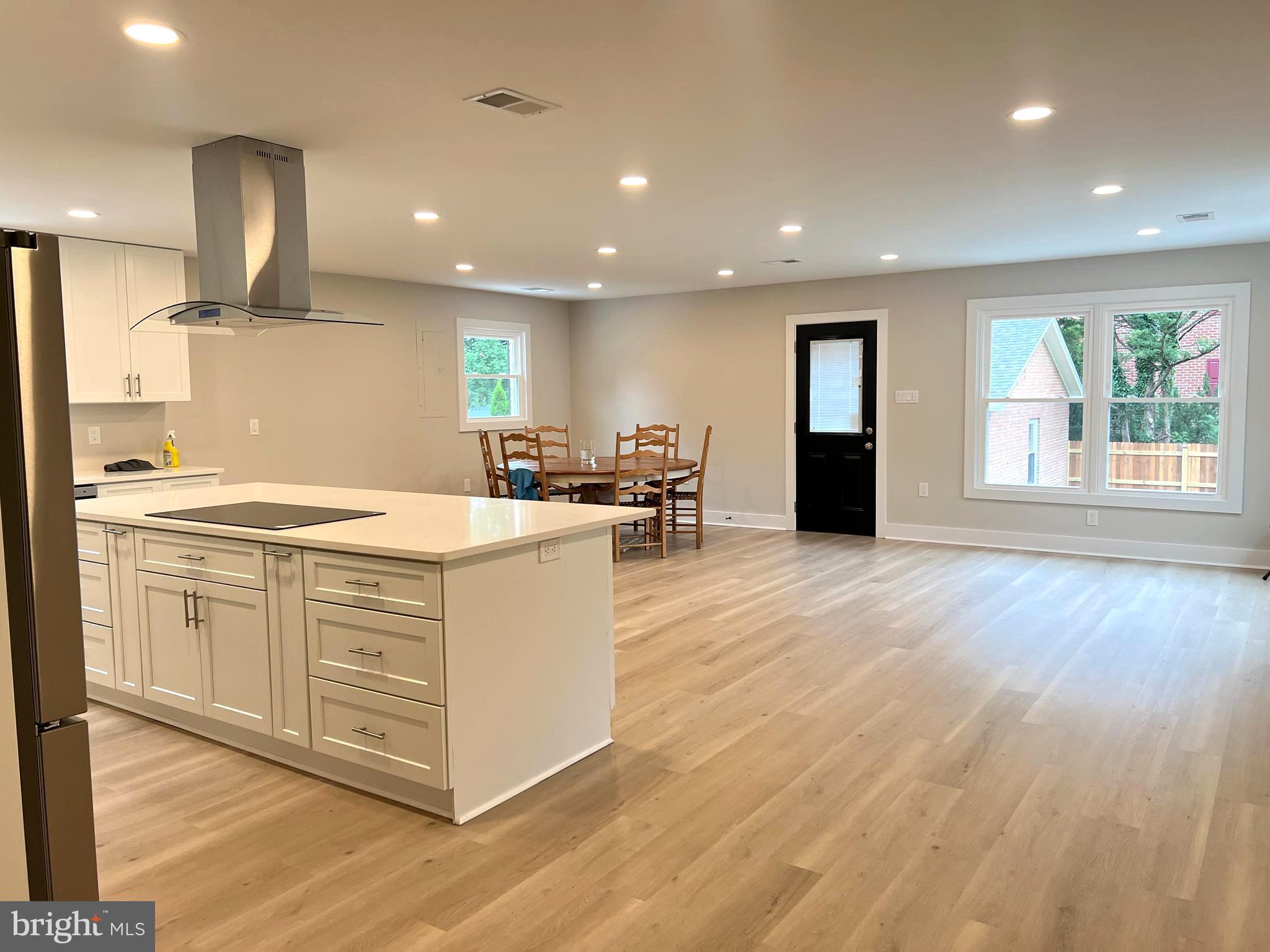 CEDARMEADE - Residential Lease