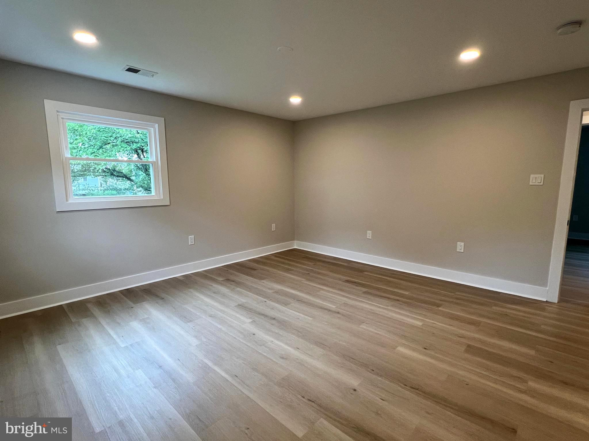 CEDARMEADE - Residential Lease