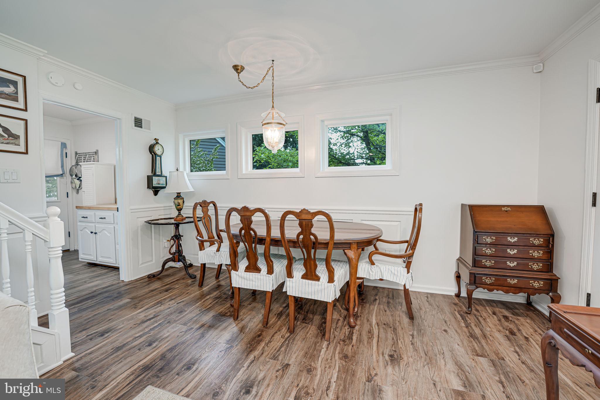 BUCKNELL MANOR - Residential