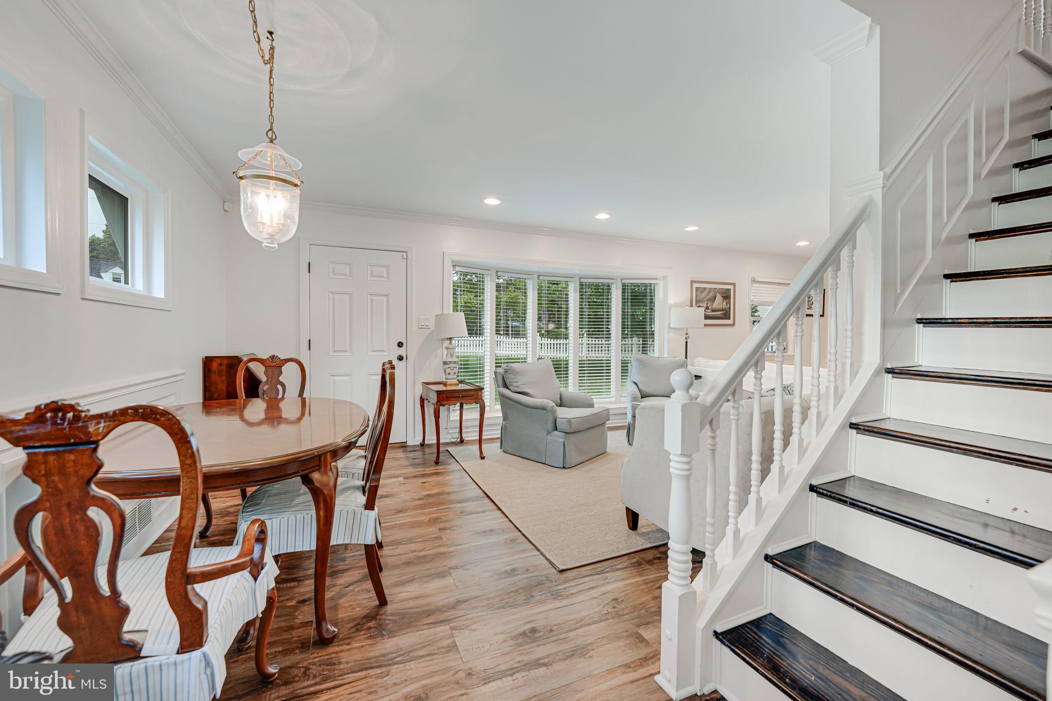 BUCKNELL MANOR - Residential