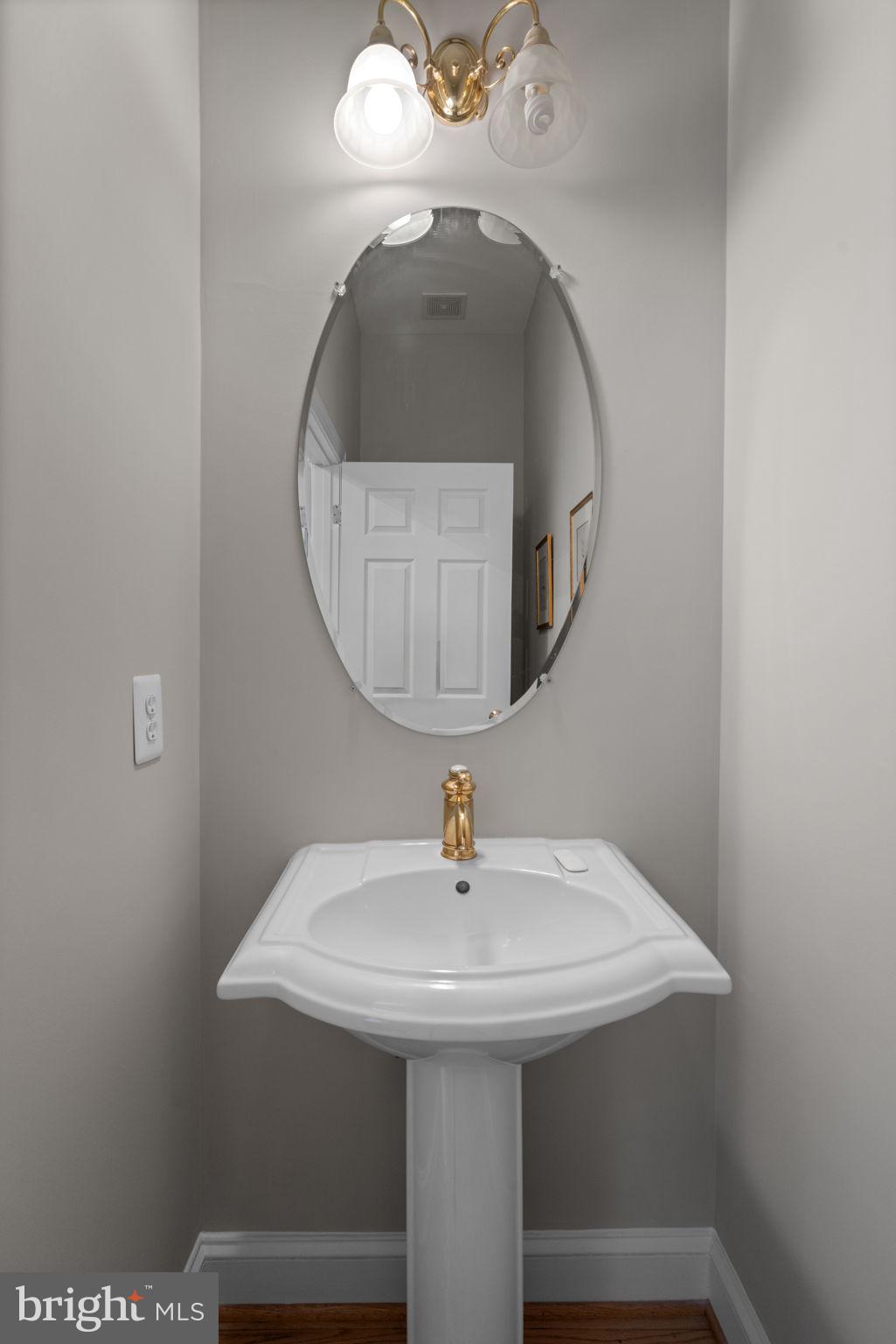 OAK MARR COURTS - Residential