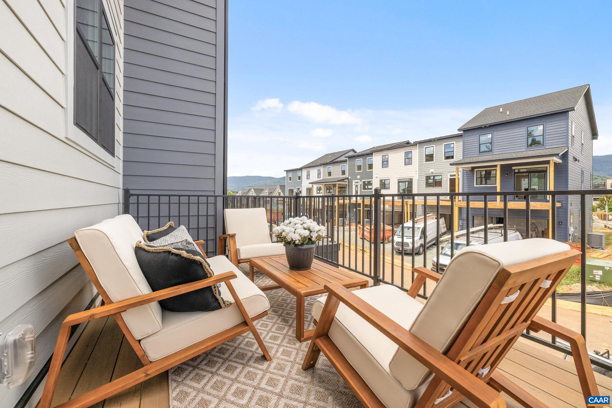 OLD TRAIL - Residential