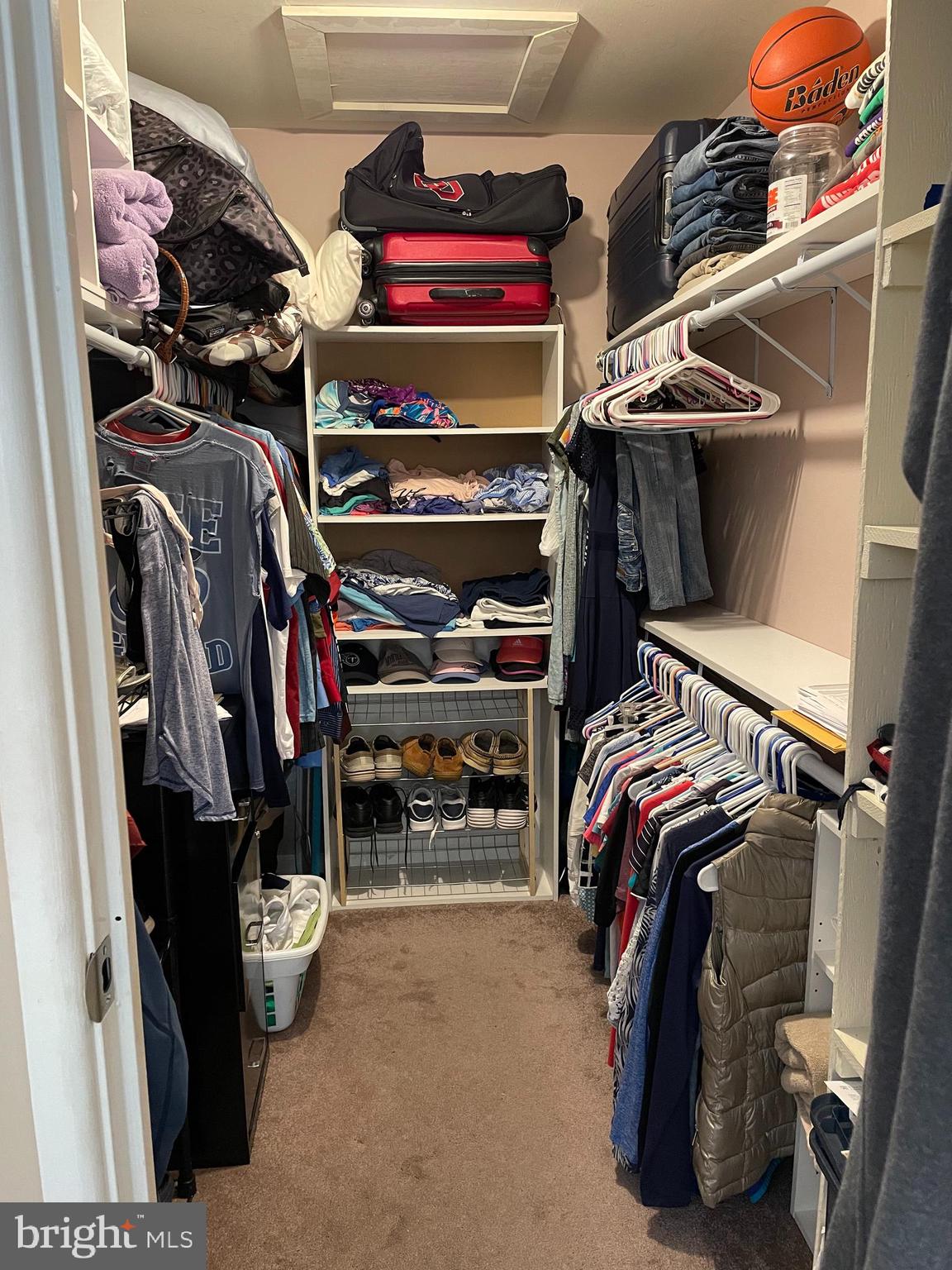 VALLEYBROOK ESTATES - Residential