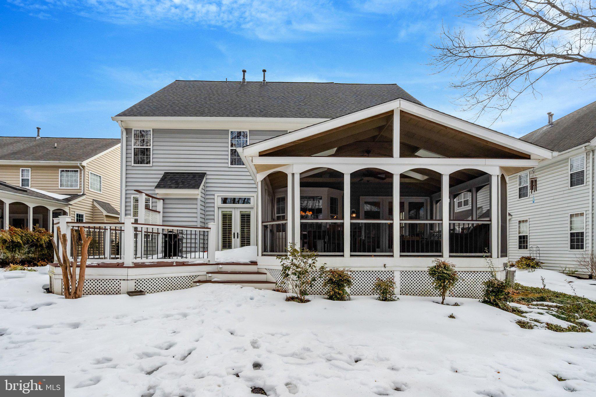 SOUTH RIDING - Residential