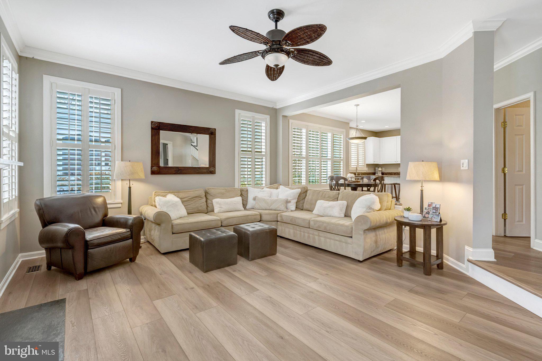 SOUTH RIDING - Residential