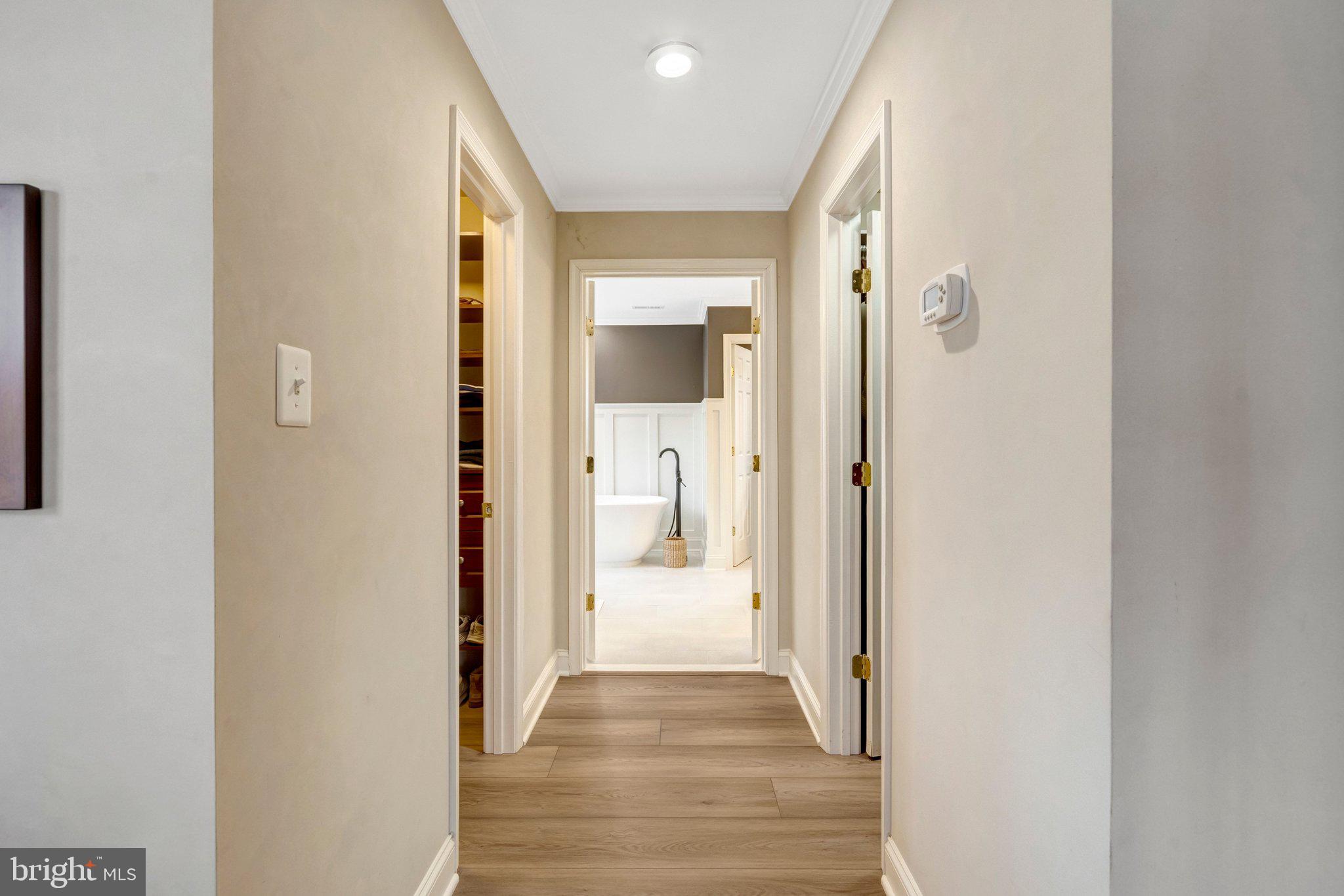 SOUTH RIDING - Residential