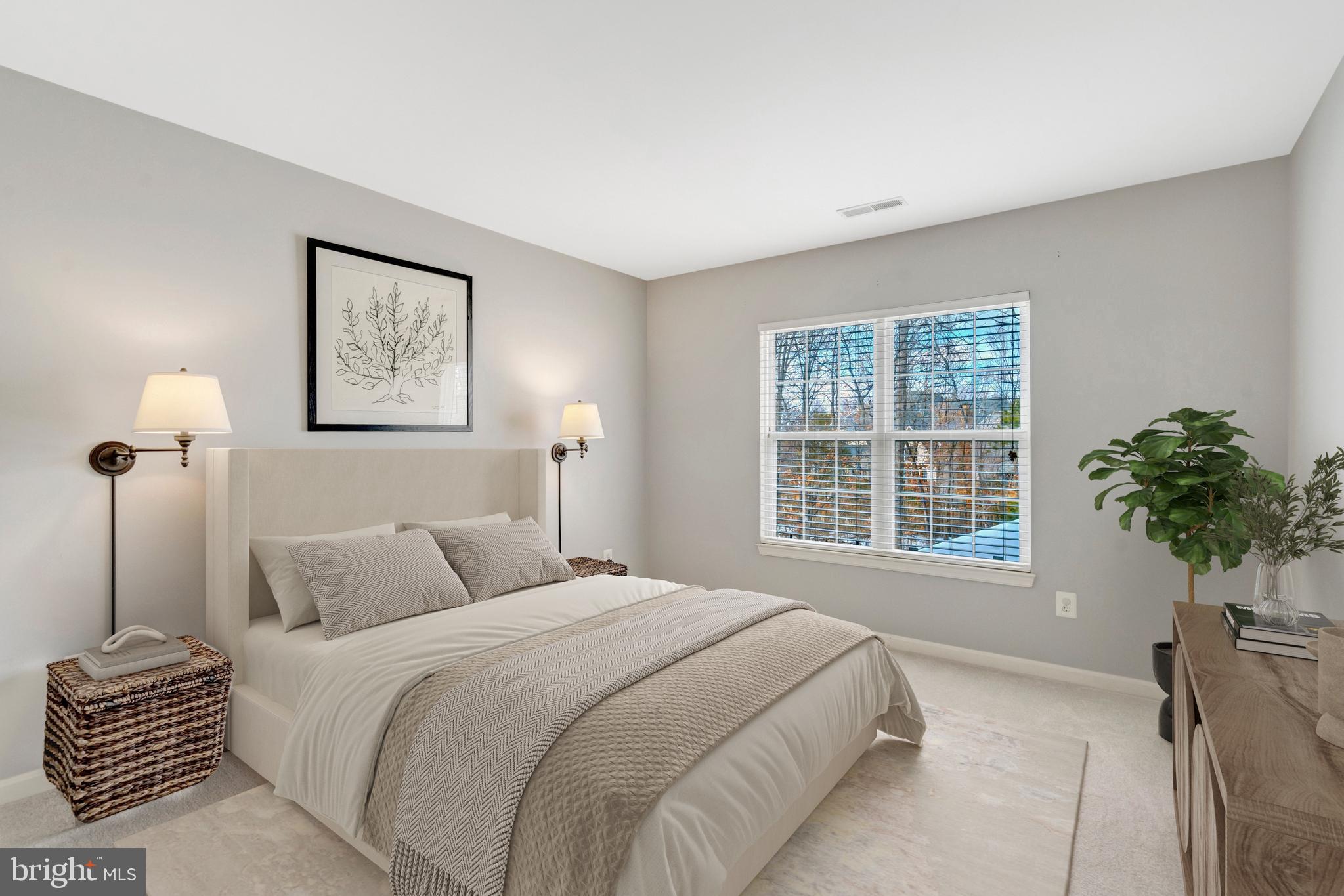 SOUTH RIDING - Residential