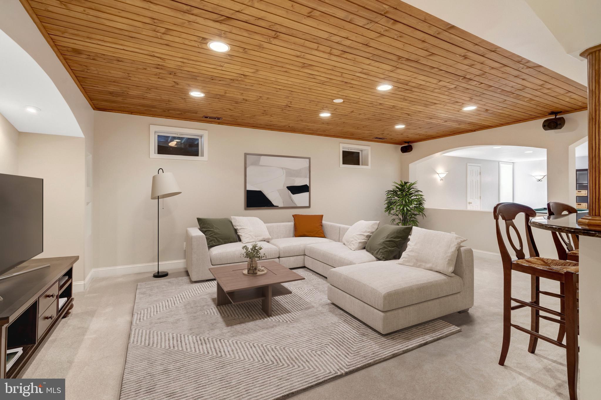 SOUTH RIDING - Residential