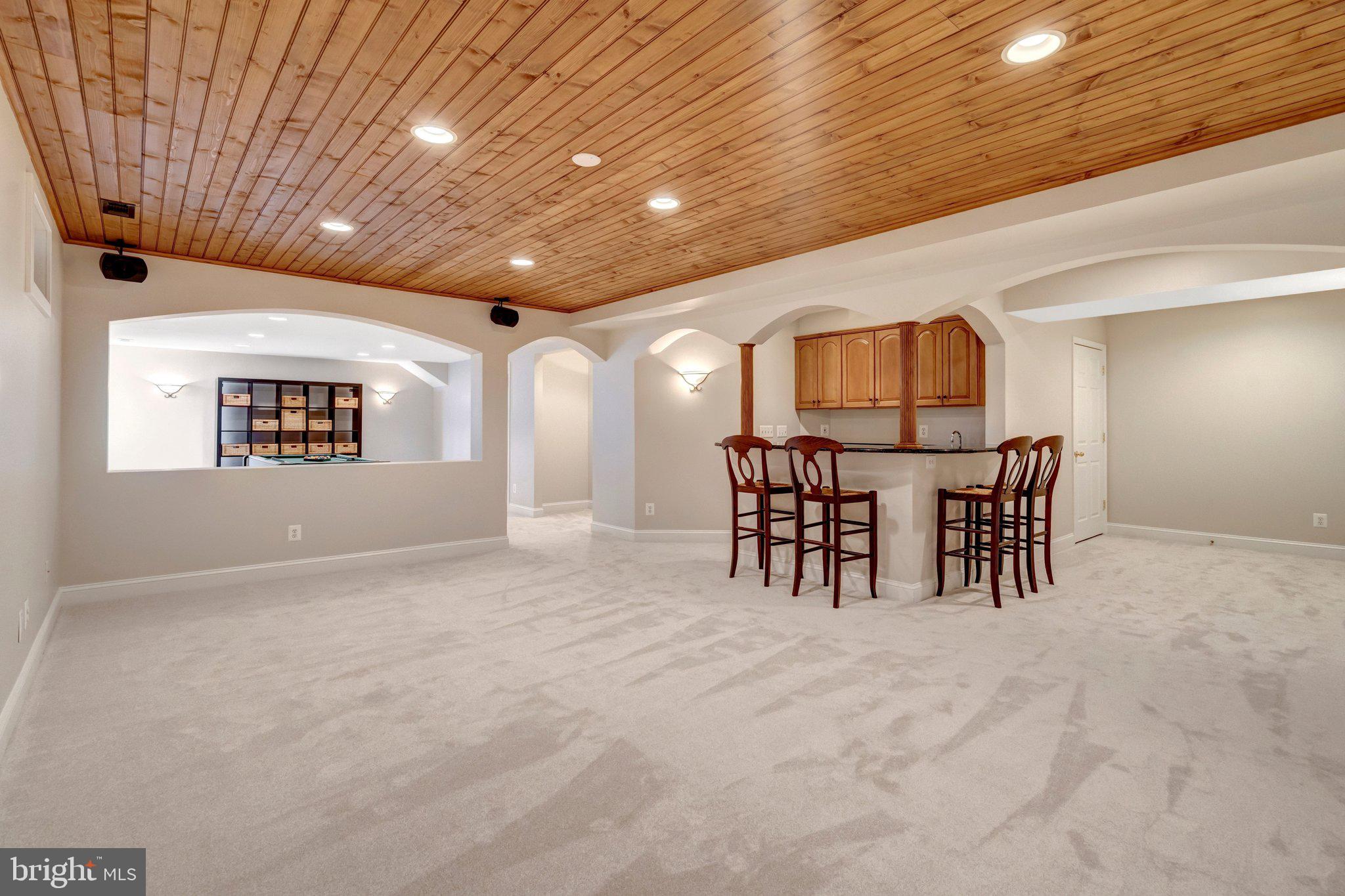 SOUTH RIDING - Residential