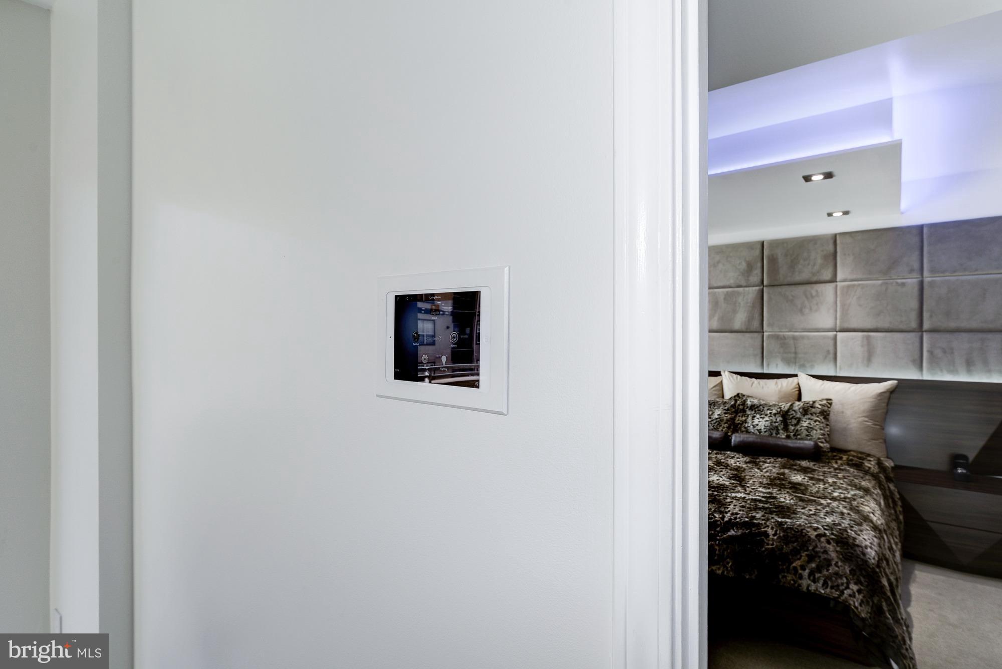 GALLERY AT WHITE FLINT - Residential Lease