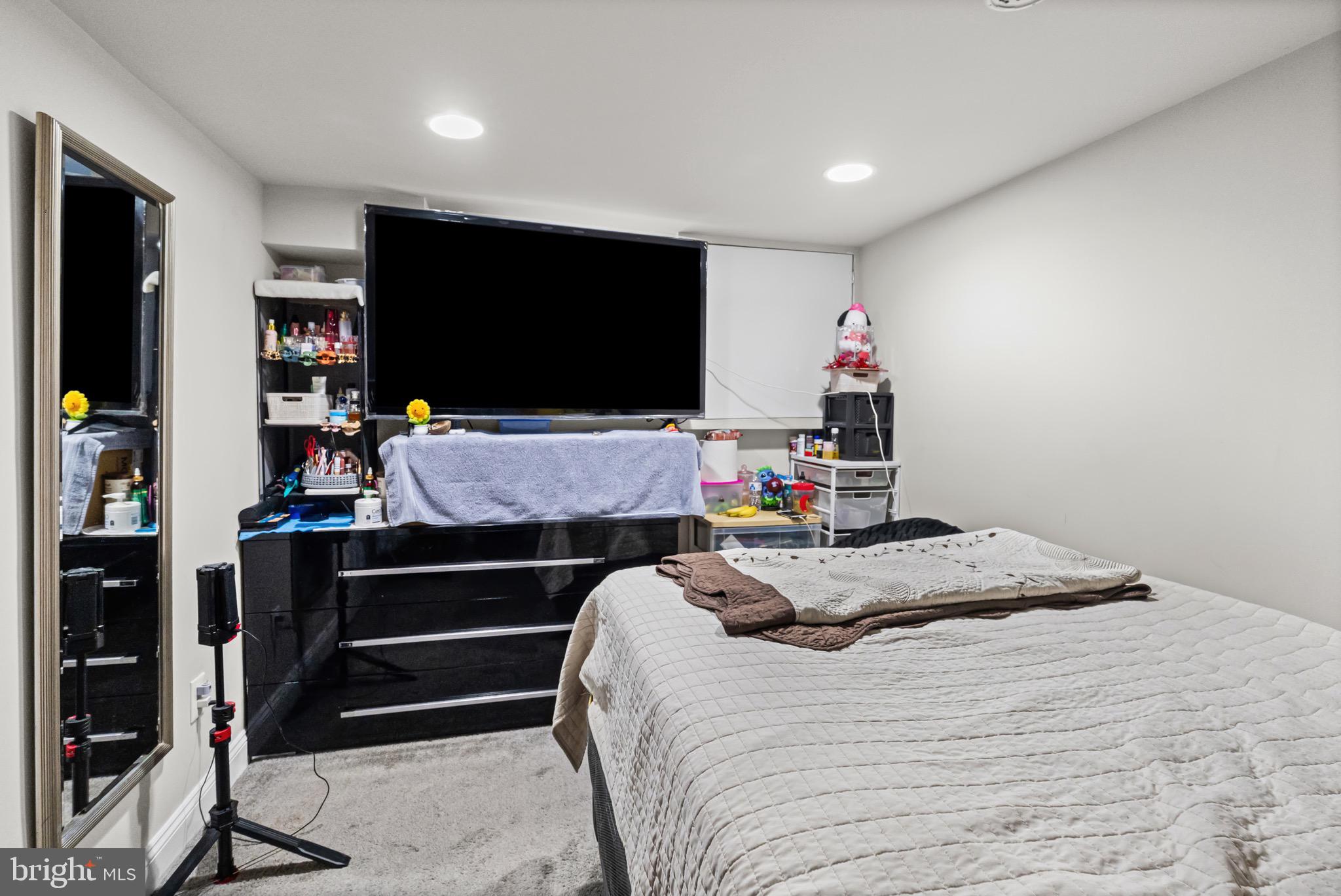 ARLINGTON - Residential