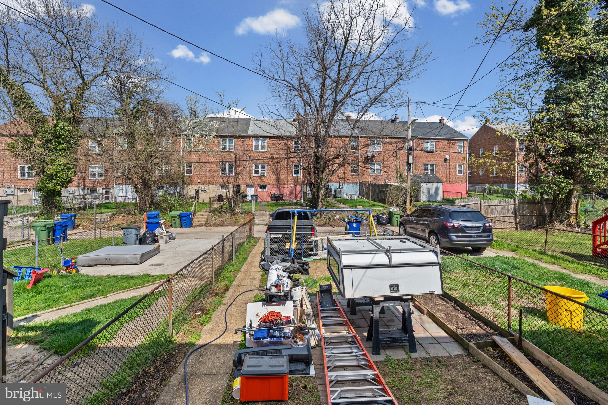 ARLINGTON - Residential