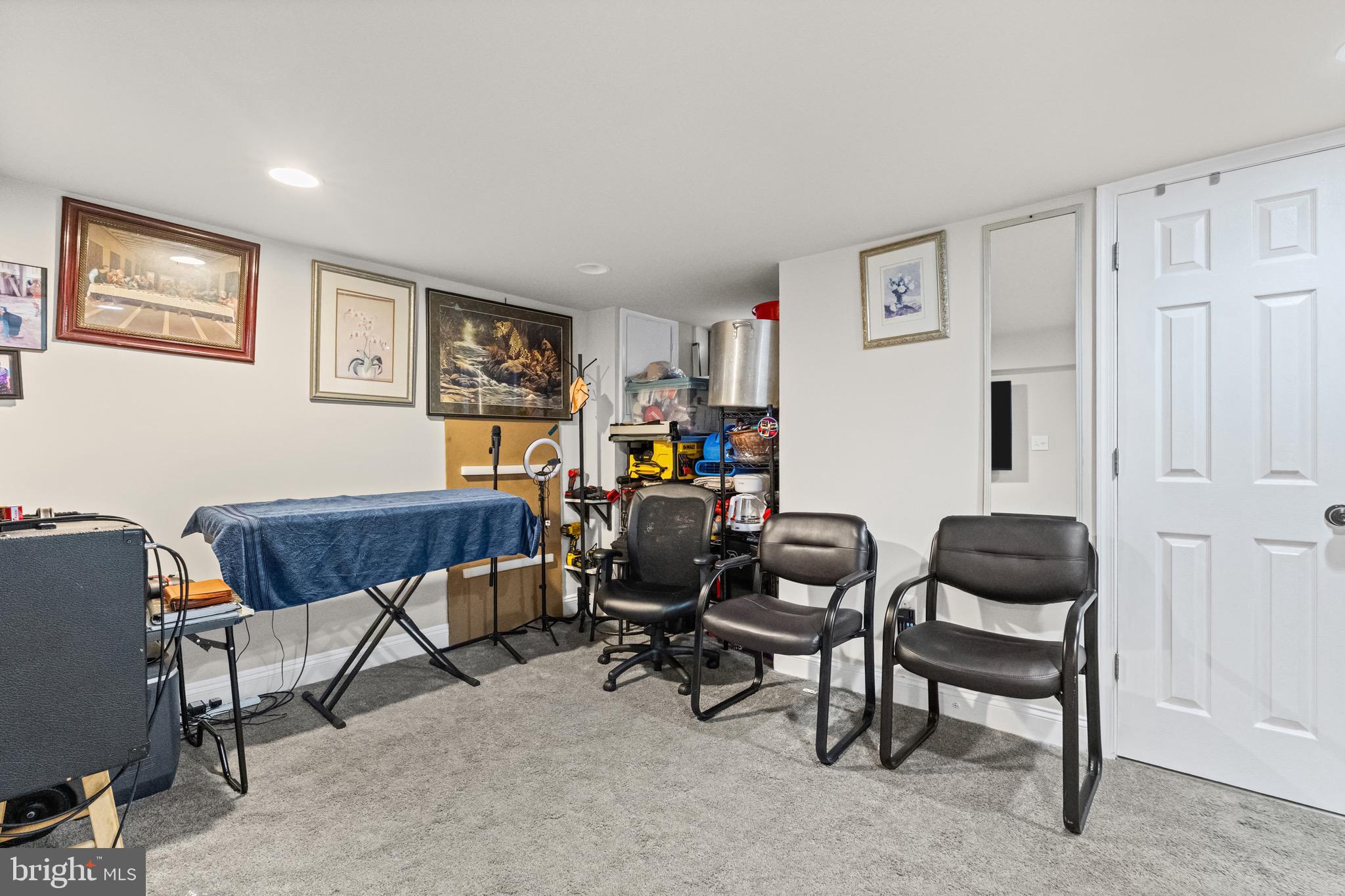 ARLINGTON - Residential