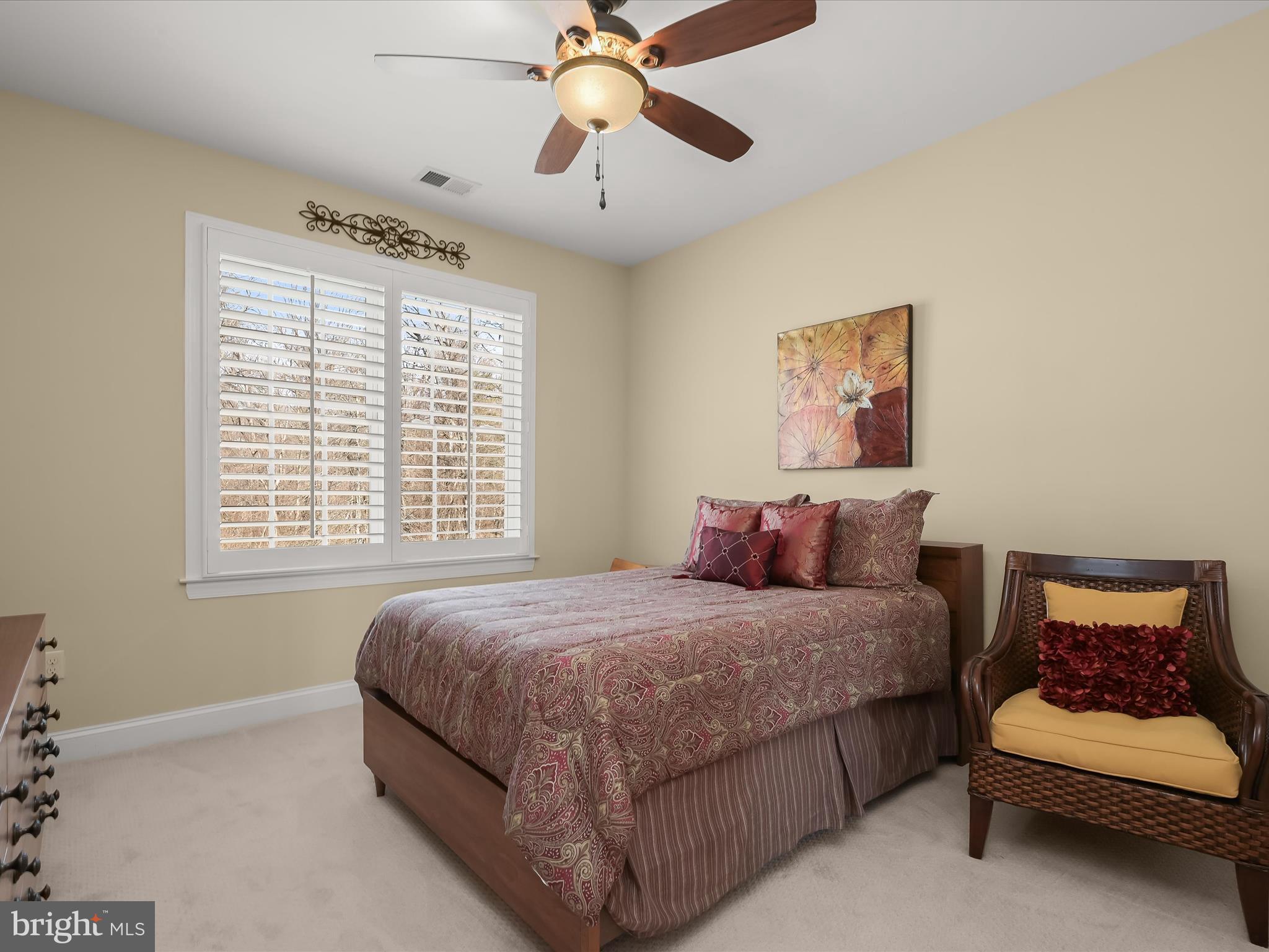 SHEPPARD MANOR - Residential