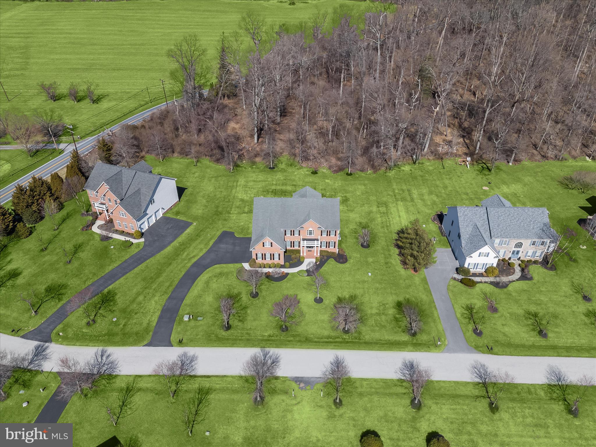 SHEPPARD MANOR - Residential