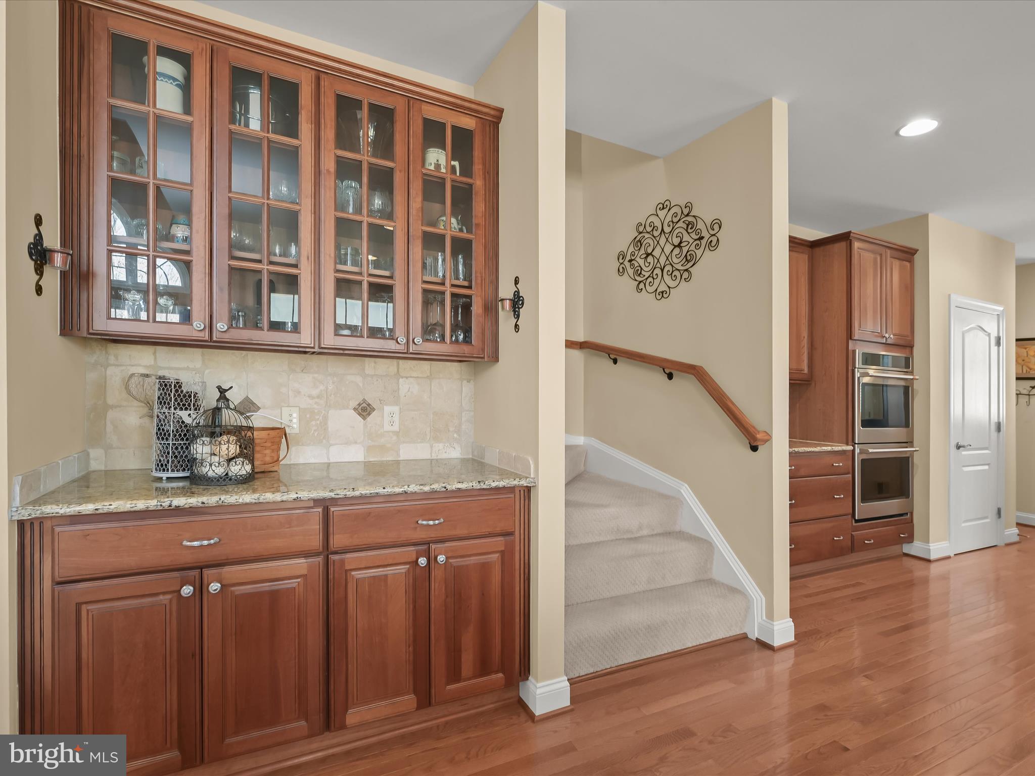 SHEPPARD MANOR - Residential