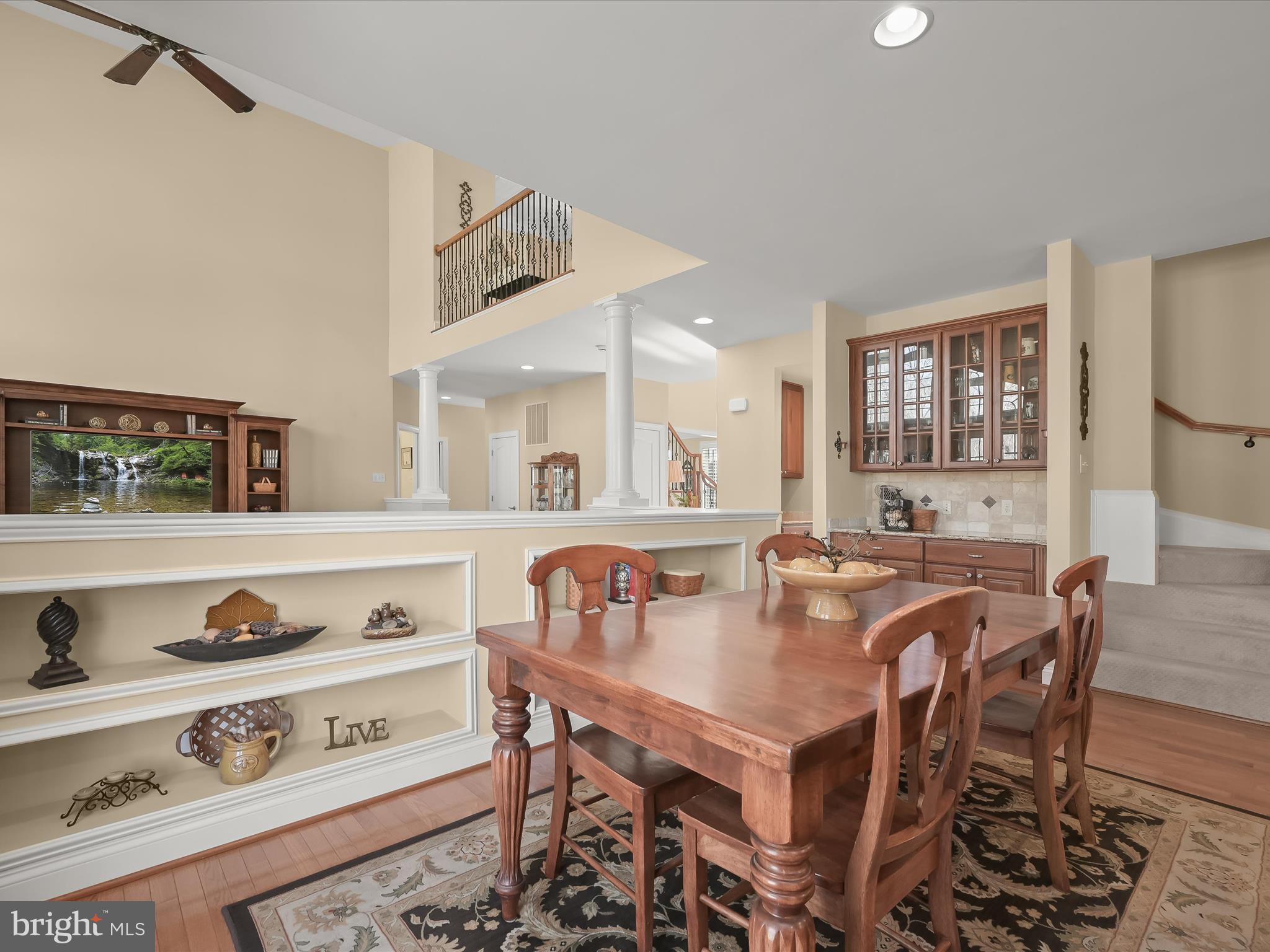 SHEPPARD MANOR - Residential