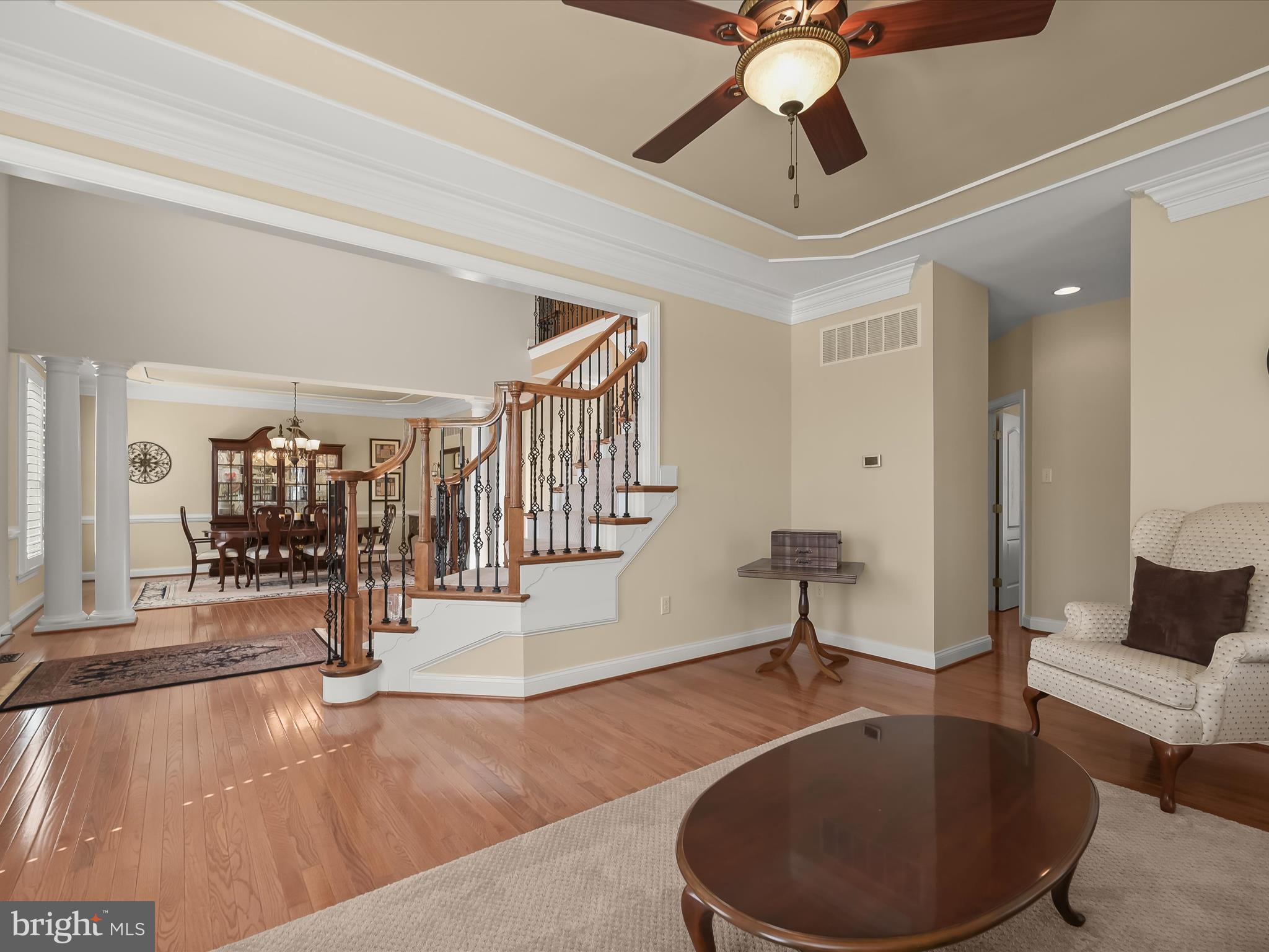 SHEPPARD MANOR - Residential