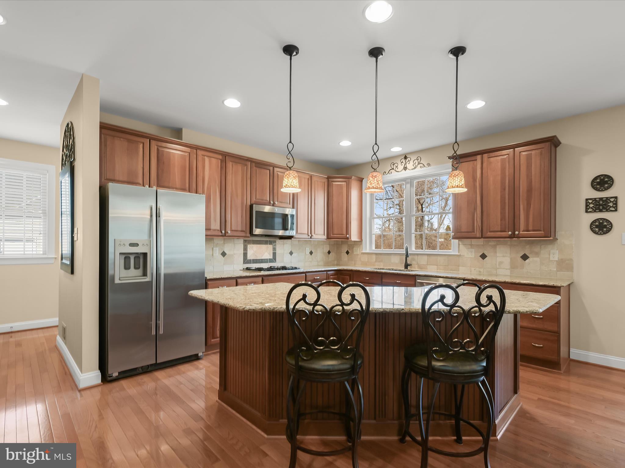 SHEPPARD MANOR - Residential