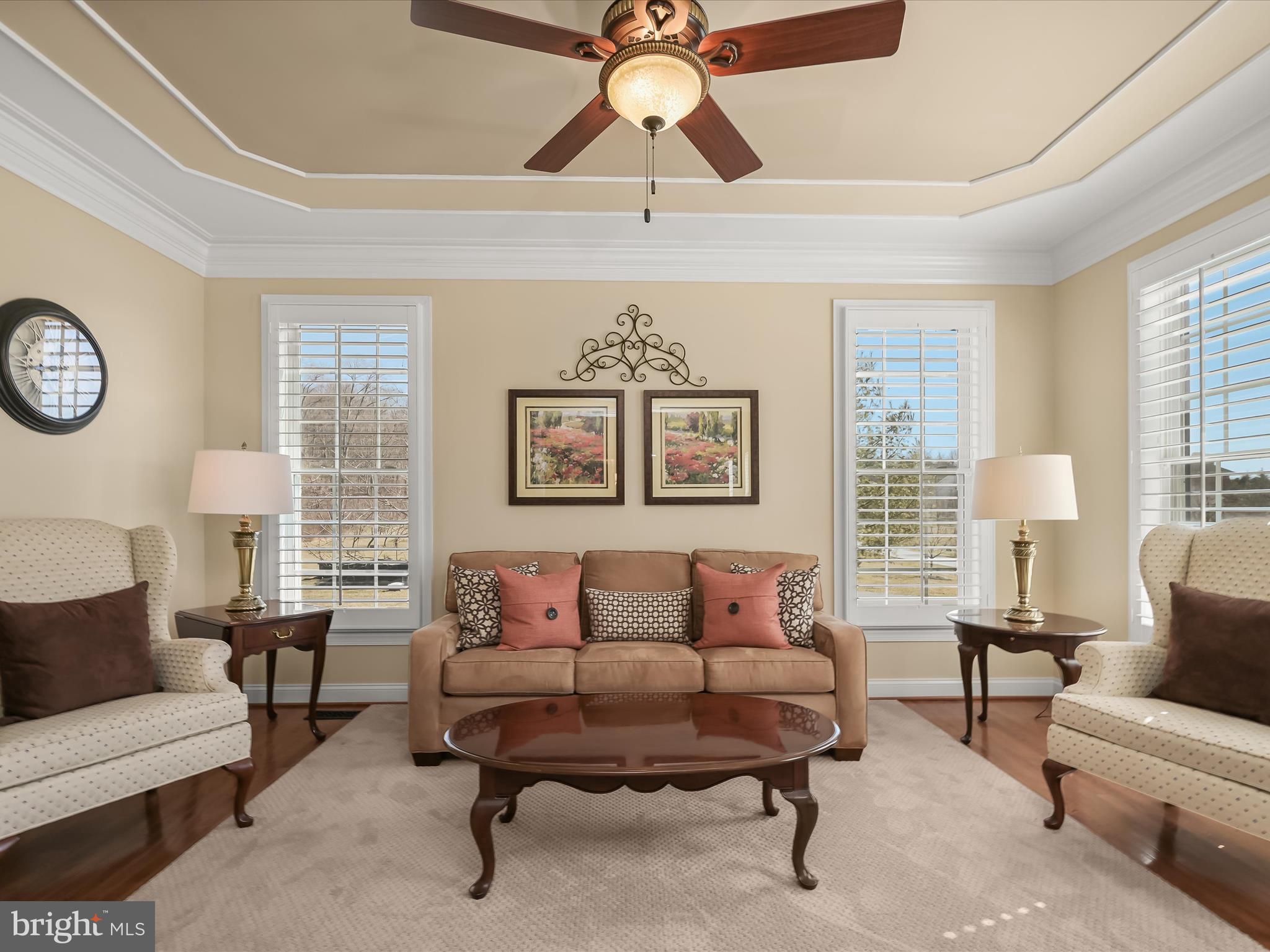 SHEPPARD MANOR - Residential