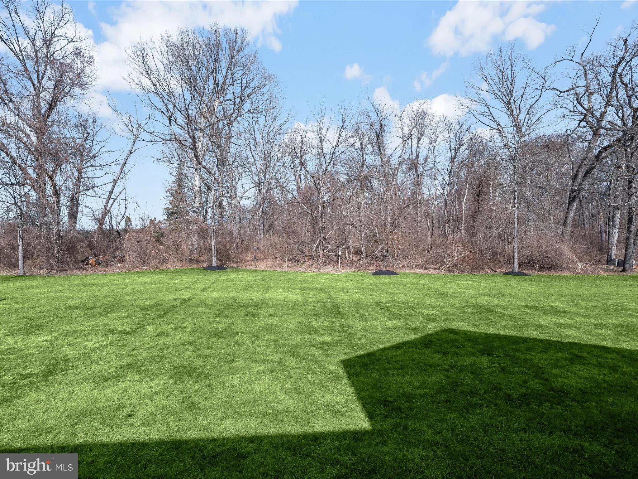 SHEPPARD MANOR - Residential