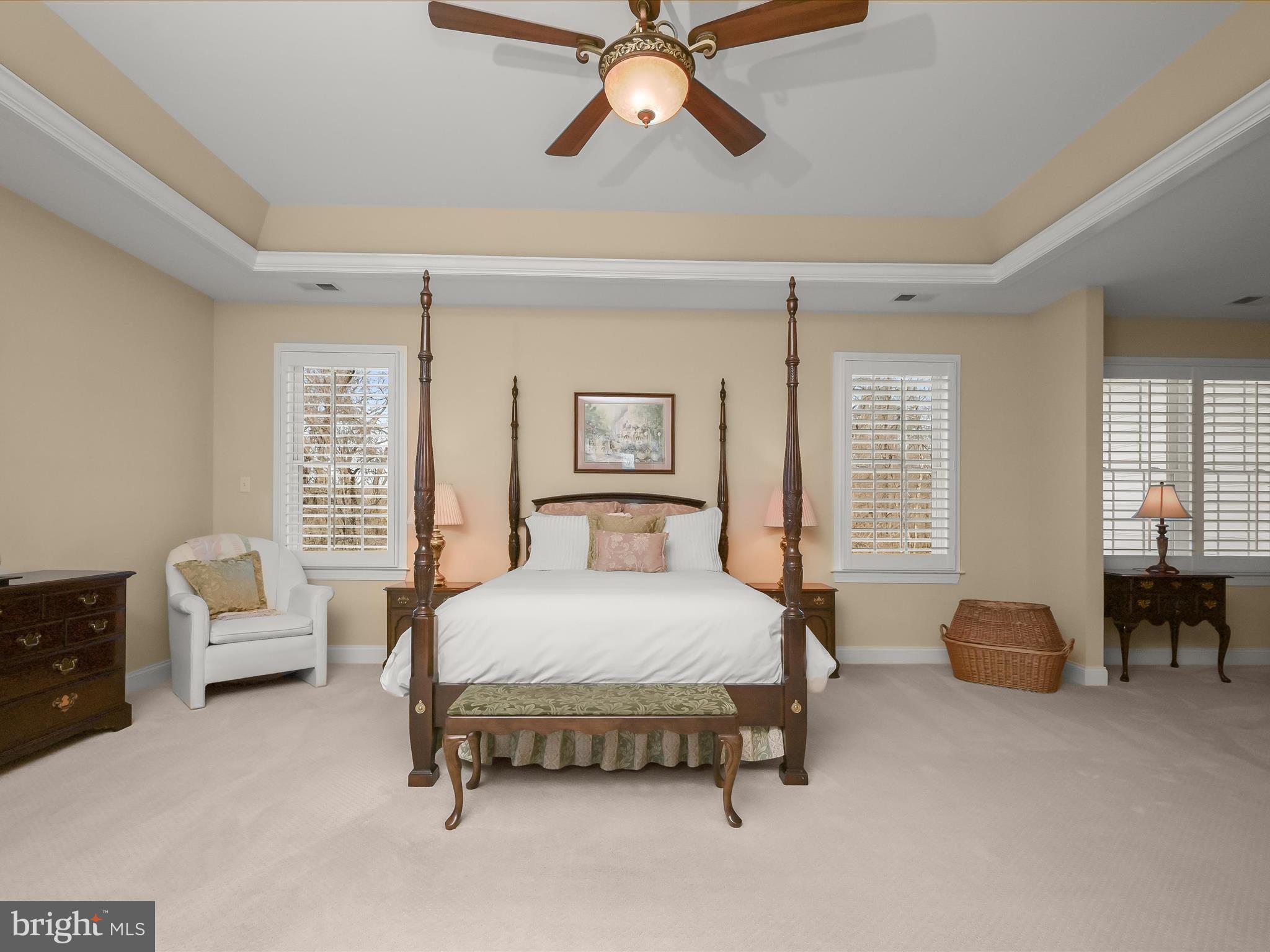 SHEPPARD MANOR - Residential