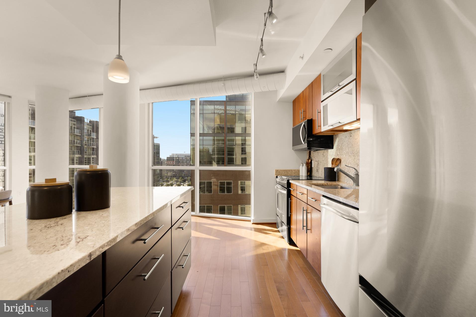 1025 1ST STREET SE 1113