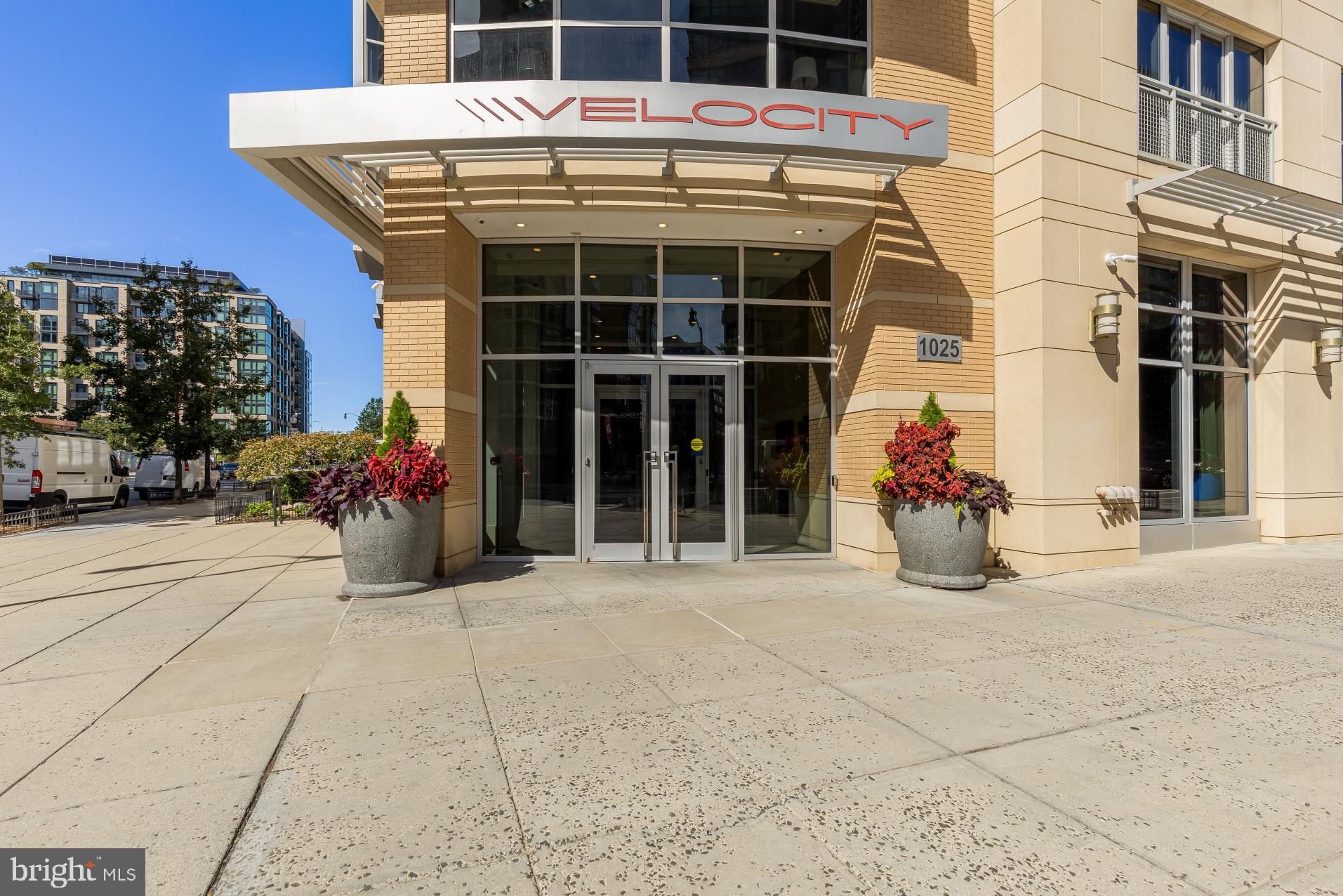 1025 1ST STREET SE 1113