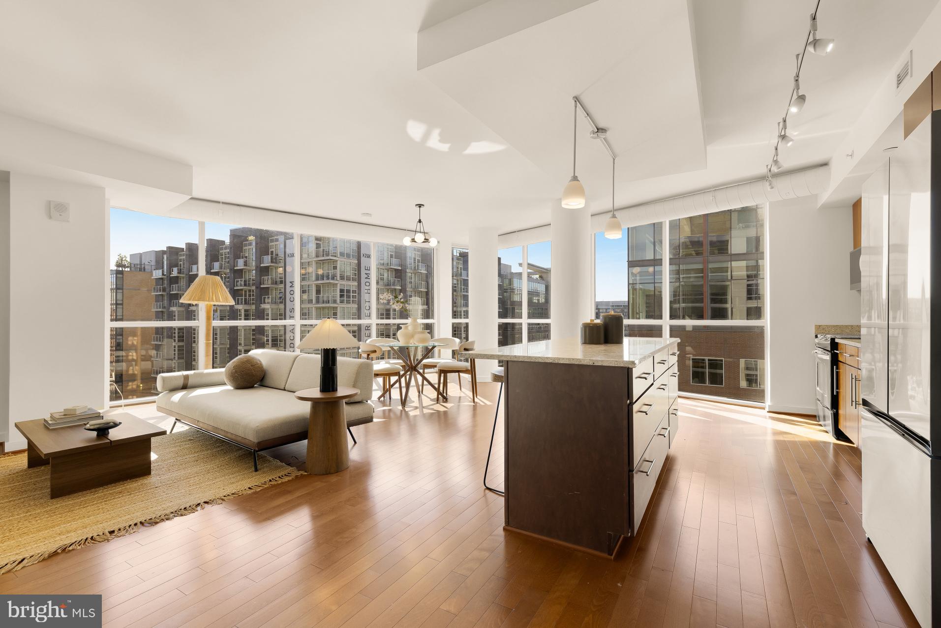 1025 1ST STREET SE 1113