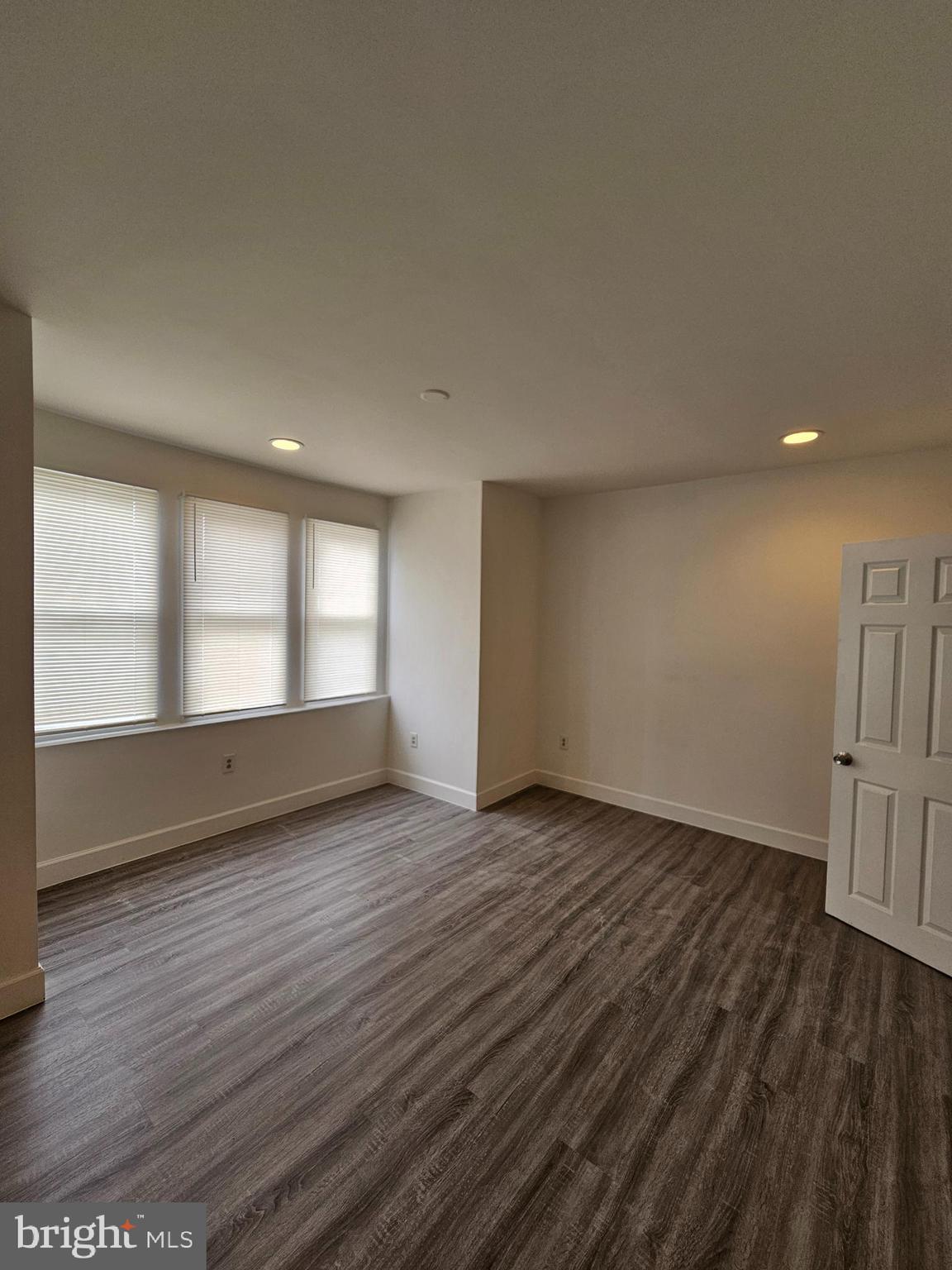 COBBS CREEK - Residential