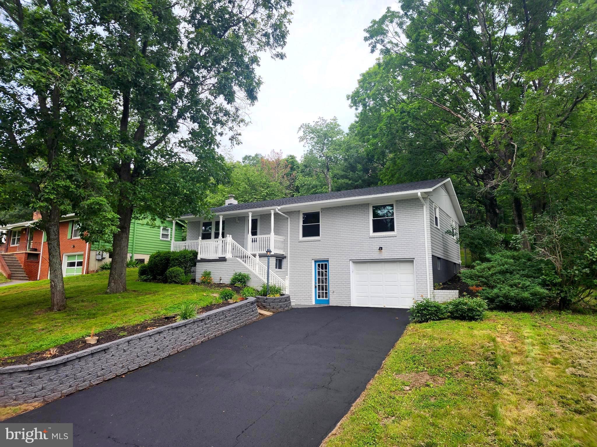 BEL AIR - Residential