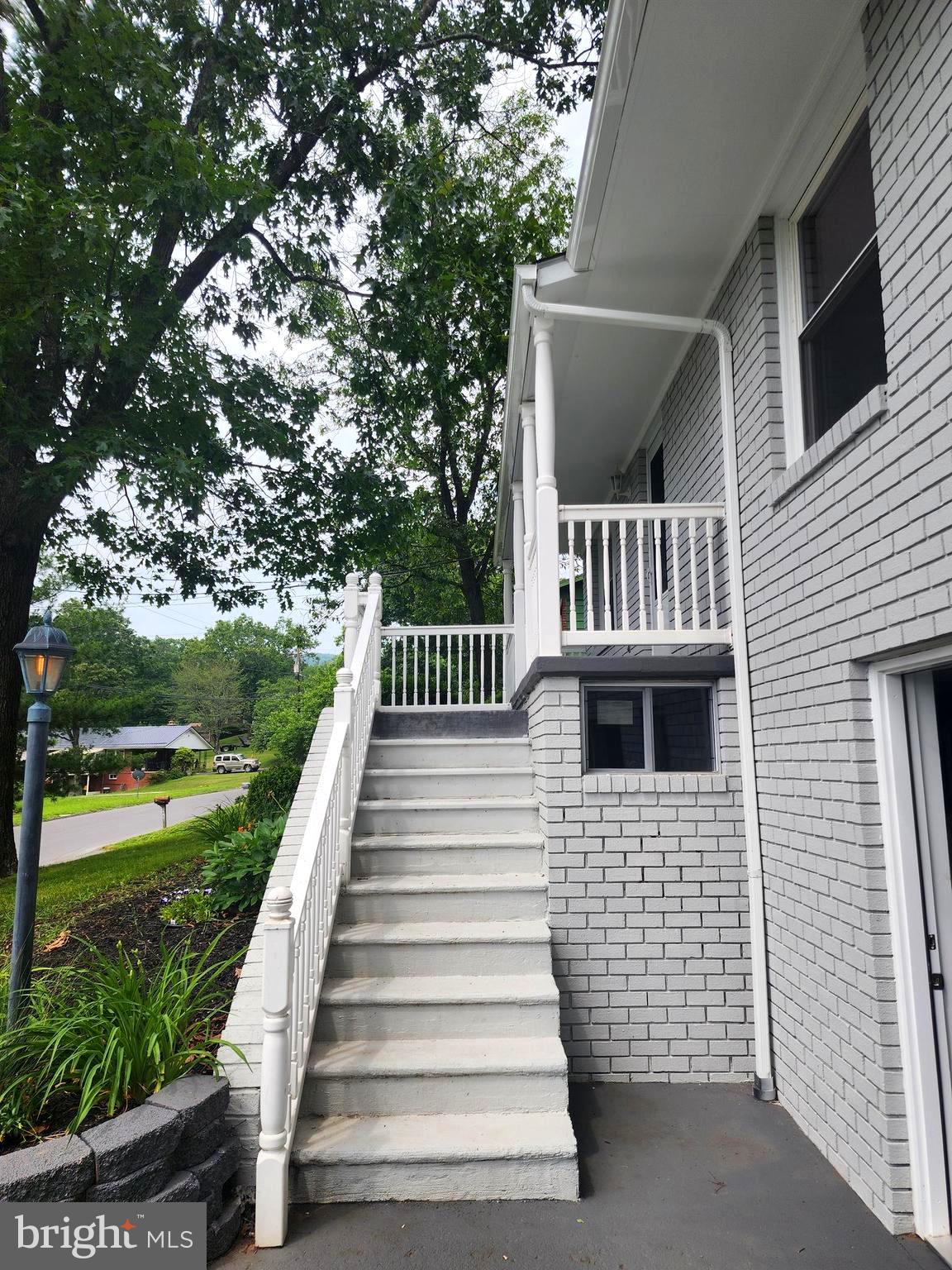 BEL AIR - Residential