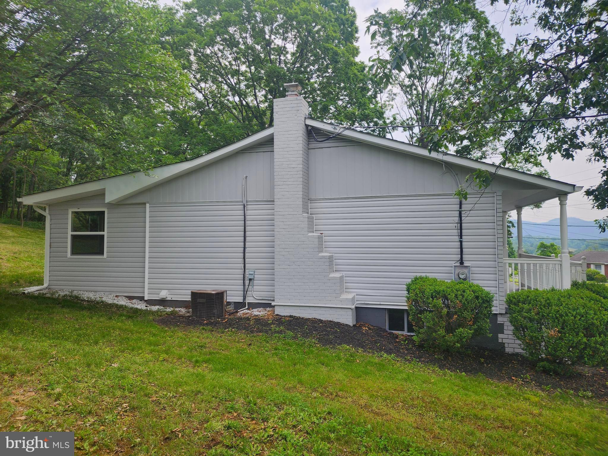 BEL AIR - Residential