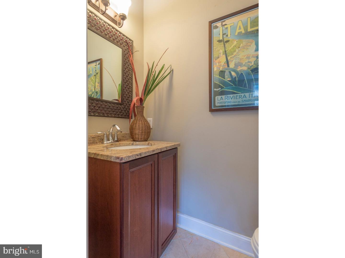 BELLA VISTA - Residential