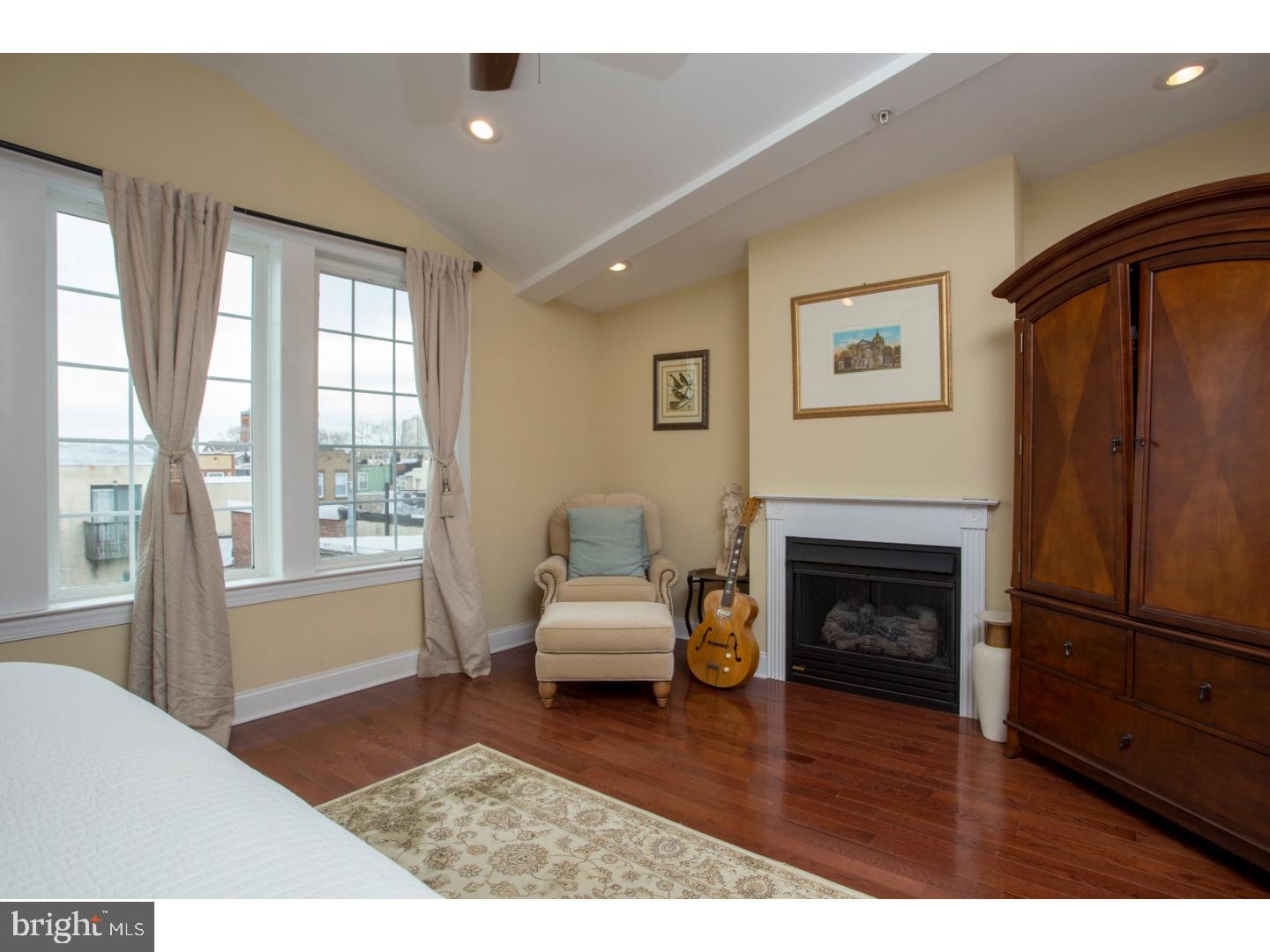 BELLA VISTA - Residential