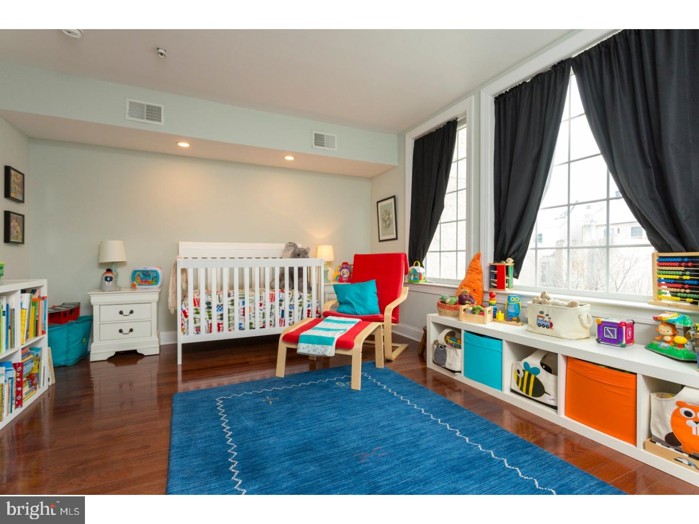 BELLA VISTA - Residential