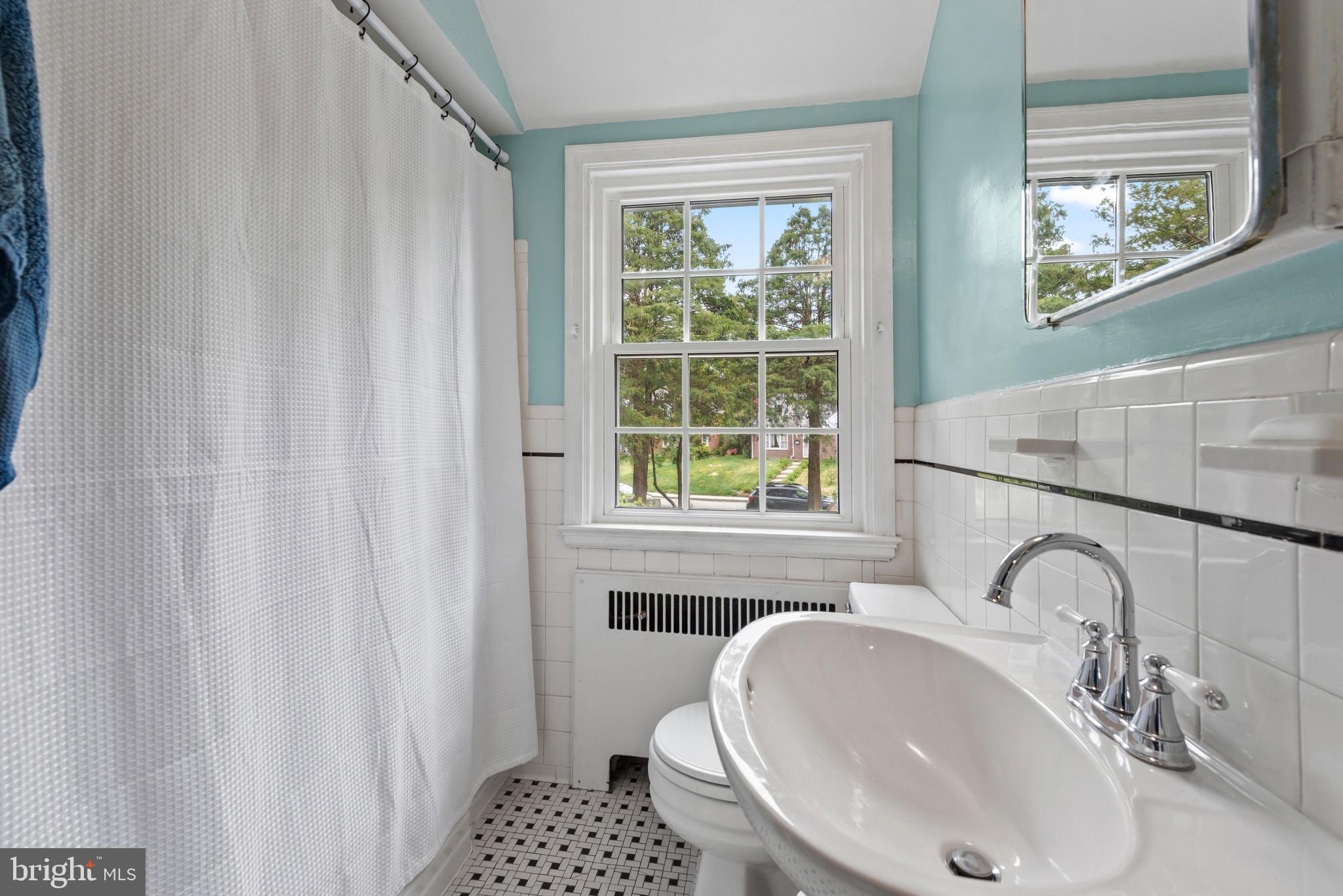 ORIGINAL NORTHWOOD - Residential